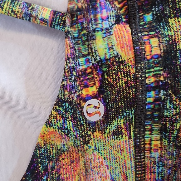 LULULEMON Multi Color Energy Bra Medium Support, size 10 - Picture 4 of 10